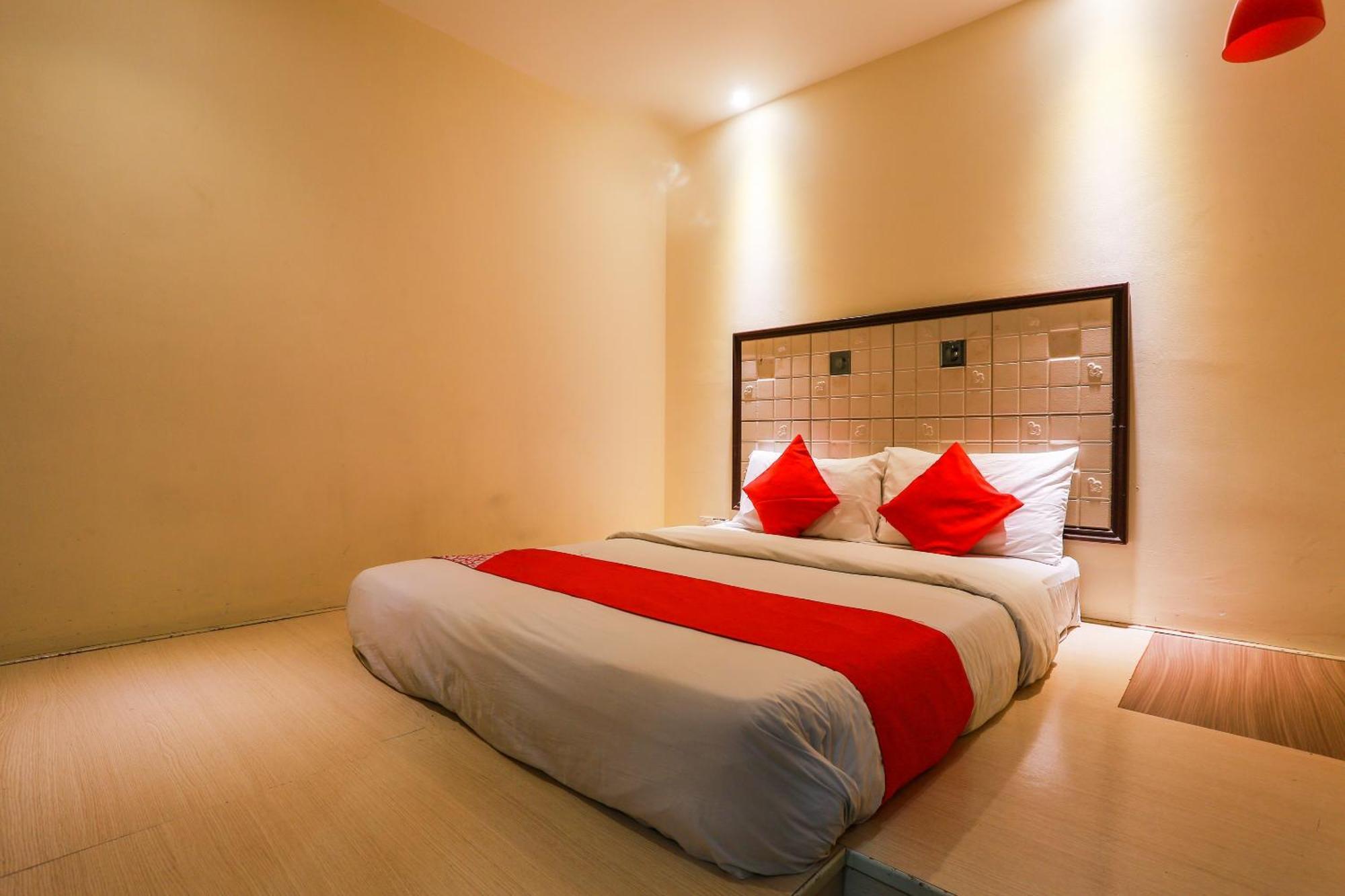 Oyo 90894 Hotel Smc I-City Shah Alam Zewnętrze zdjęcie